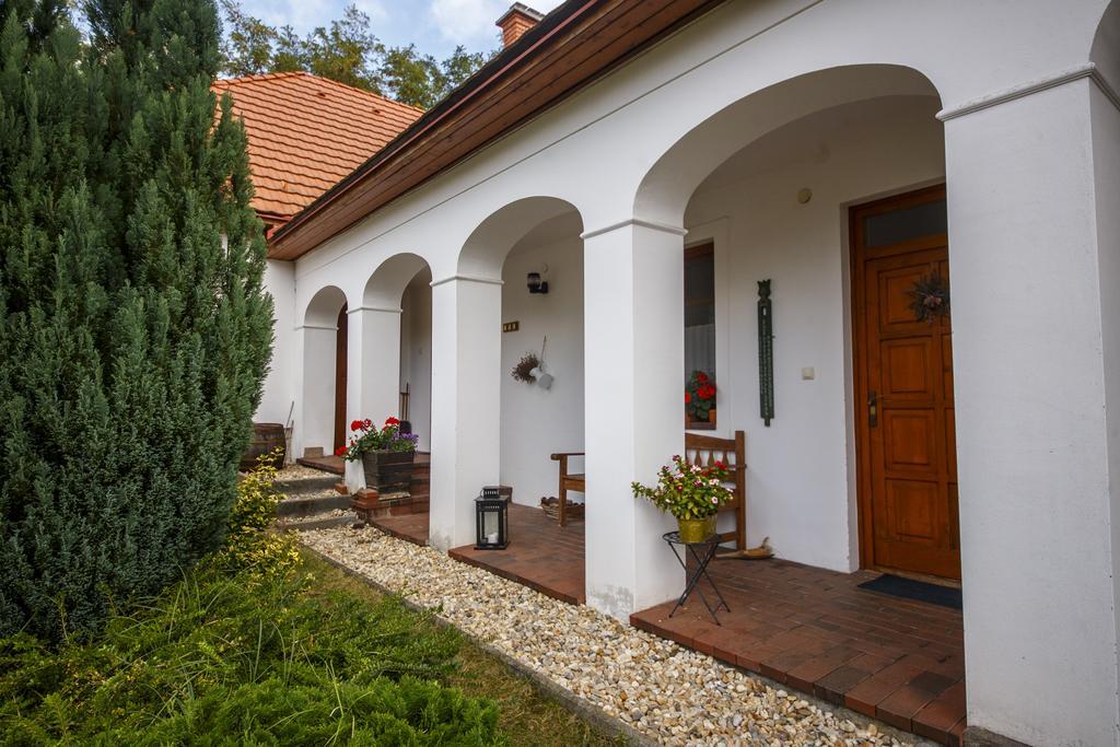 Ámbitus-ház Egerszalók Exterior foto
